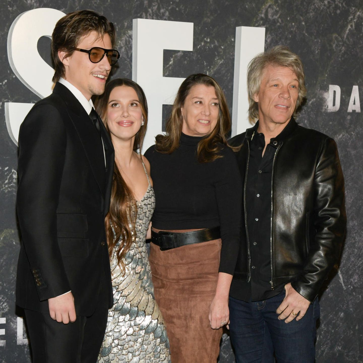 jon-bon-jovi-jake-bongiovi-millie-bobby-brown.jpg