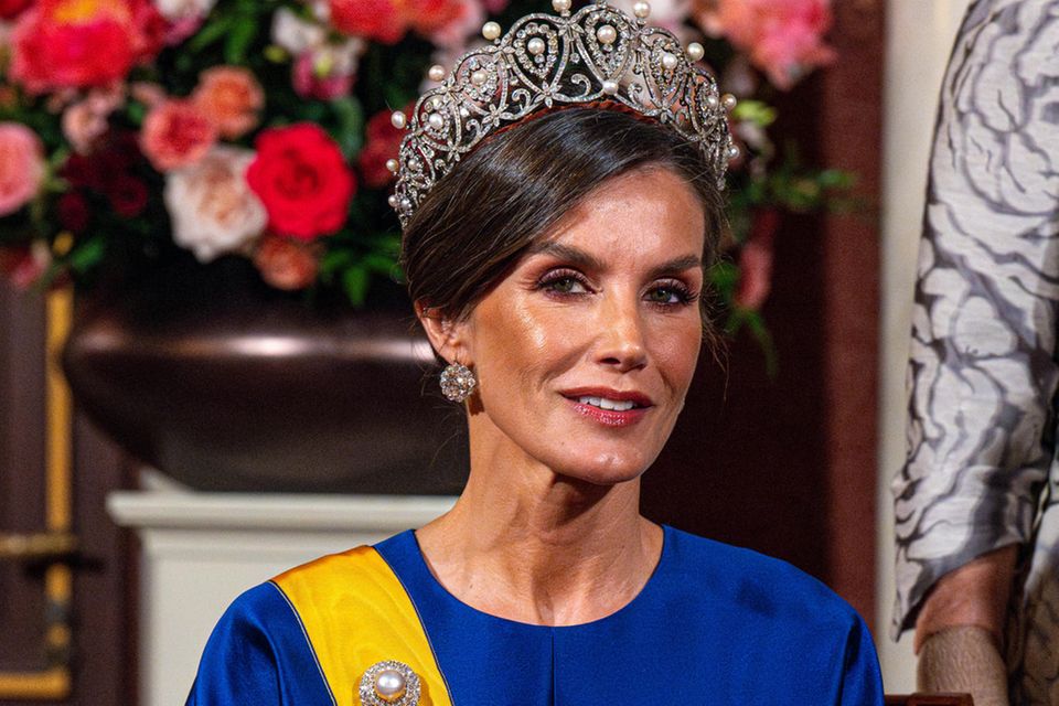 Königin Letizia Hof äußert sich zu ihrem Orden beim Staatsbankett