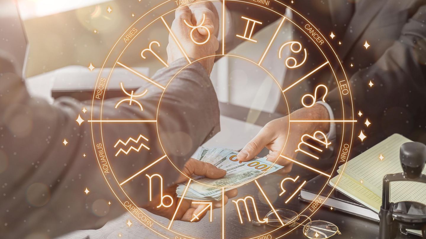 Heron Pose(Krounchasana) intelligence overview