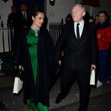 Nach einer langen Partynacht verlässt Hollywoodstar Salma Hayek die Feier von Victoria Beckham in London. An ihrer Seite, Ehemann Francois-Henri Pinault.