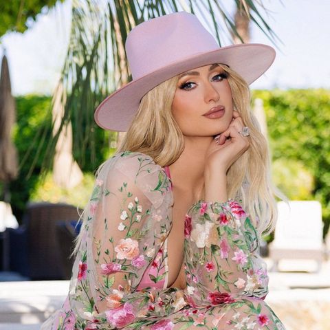Paris Hilton darf mit ihren Looks beim Coachella-Festival nicht fehlen: Hier vereint sie gleich mehrere Trends - Cowboy Core,