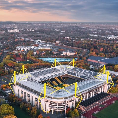 Der Signal Iduna Park in Dortmund, das ehemalige Westfalen-Stadion, ist einer der bedeutendsten Fußball-Tempel in Europa.