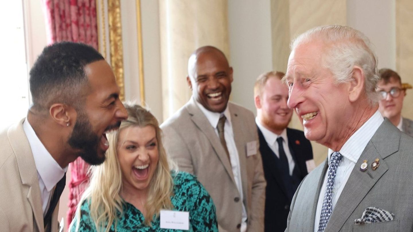 Prince's Trust Awards: König Charles zeigt sich gut gelaunt