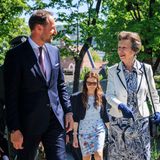 22. Mai 2024 Ungewöhnlicher Besuch in Norwegen! Prinzessin Anne ist nach Oslo gereist, um gemeinsam mit Prinz Haakon einen Termin im Widerstandsmuseum wahrzunehmen. Bei schönstem Wetter empfängt der Kronprinz seinen royalen Gast vor dem Museum. 