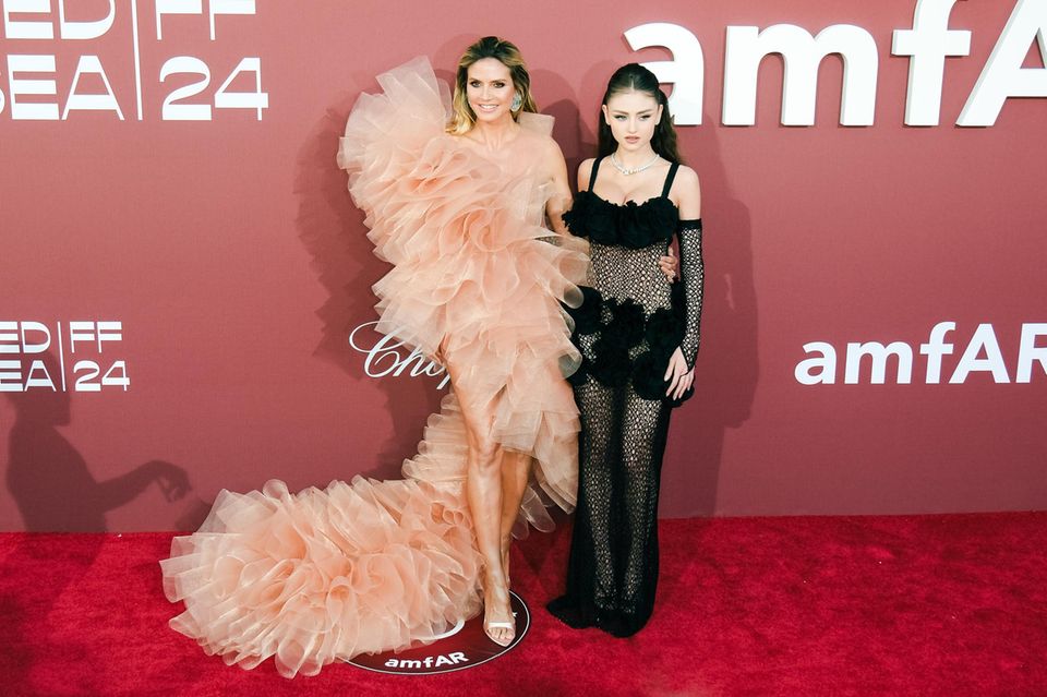 Heidi und Leni Klum am 23. Mai 2024 auf der amfAR-Gala in Cannes.
