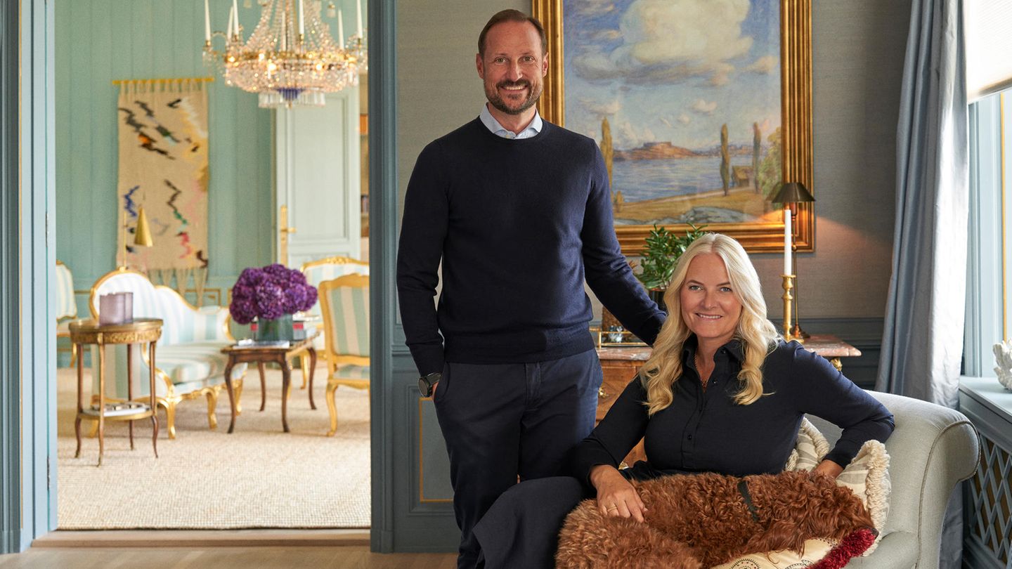 Prinz Haakon + Prinzessin Mette-Marit: Auf den neusten Porträts darf ein Familienmitglied nicht fehlen