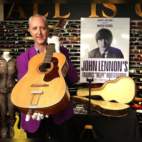 Fast drei Millionen Dollar hat ein unbekannter Käufer für eine Gitarre von John Lennon ausgegeben.