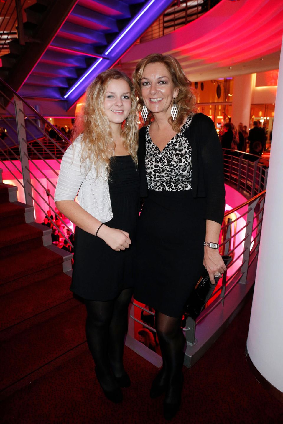 Bettina Tietjen mit Tochter Pia bei der Premiere des Musicals Phantom der Oper am 28. November 2013 in Hamburg.