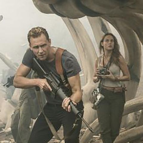 "Kong: Skull Island": James Conrad (Tom Hiddleston) und Mason Weaver (Brie Larson) legen sich mit dem Riesenaffen an.