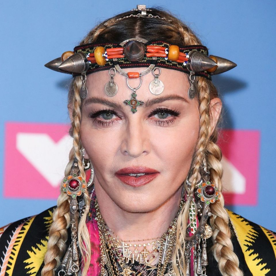 Madonna nimmt nun endlich ihren Film in Angriff.