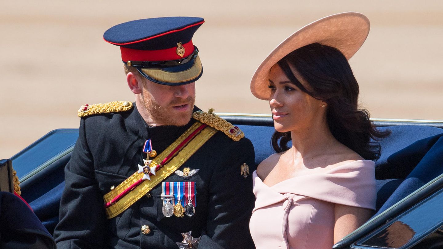 Prinz Harry + Herzogin Meghan: Sie erhalten wieder keine Einladung zu "Trooping the Colour"