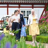 4. Juni 2024 Königin Margrethe ist für einen ganz besonderen Termin nach Schweden gereist: In Helsingborg nimmt sie an der Wiedereröffnung von Schloss Sofiero teil. Nach ihrer Ankunft wird die dänische Royal durch den Garten zum Schloss geführt. 