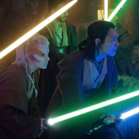 Zwei Jedi in "The Acolyte": "Logan"-Star Dafne Keen (l.) als Padawan Jecki und "Squid Game"-Hauptdarsteller Lee Jung-jae als J