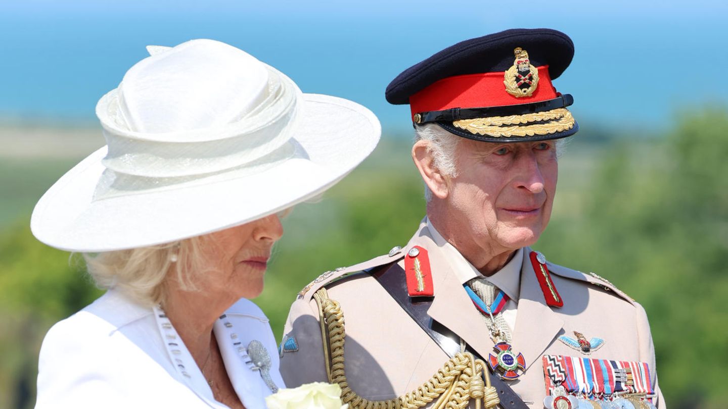 König Charles, Prinz William + Co.: Die Bilder vom royalen Zusammentreffen in der Normandie