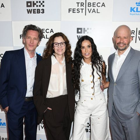 Andrew McCarthy, Ally Sheedy, Demi Moore und Jon Cryer (v. l.) bei der Premiere von "Brats" auf dem Tribeca Film Festival.