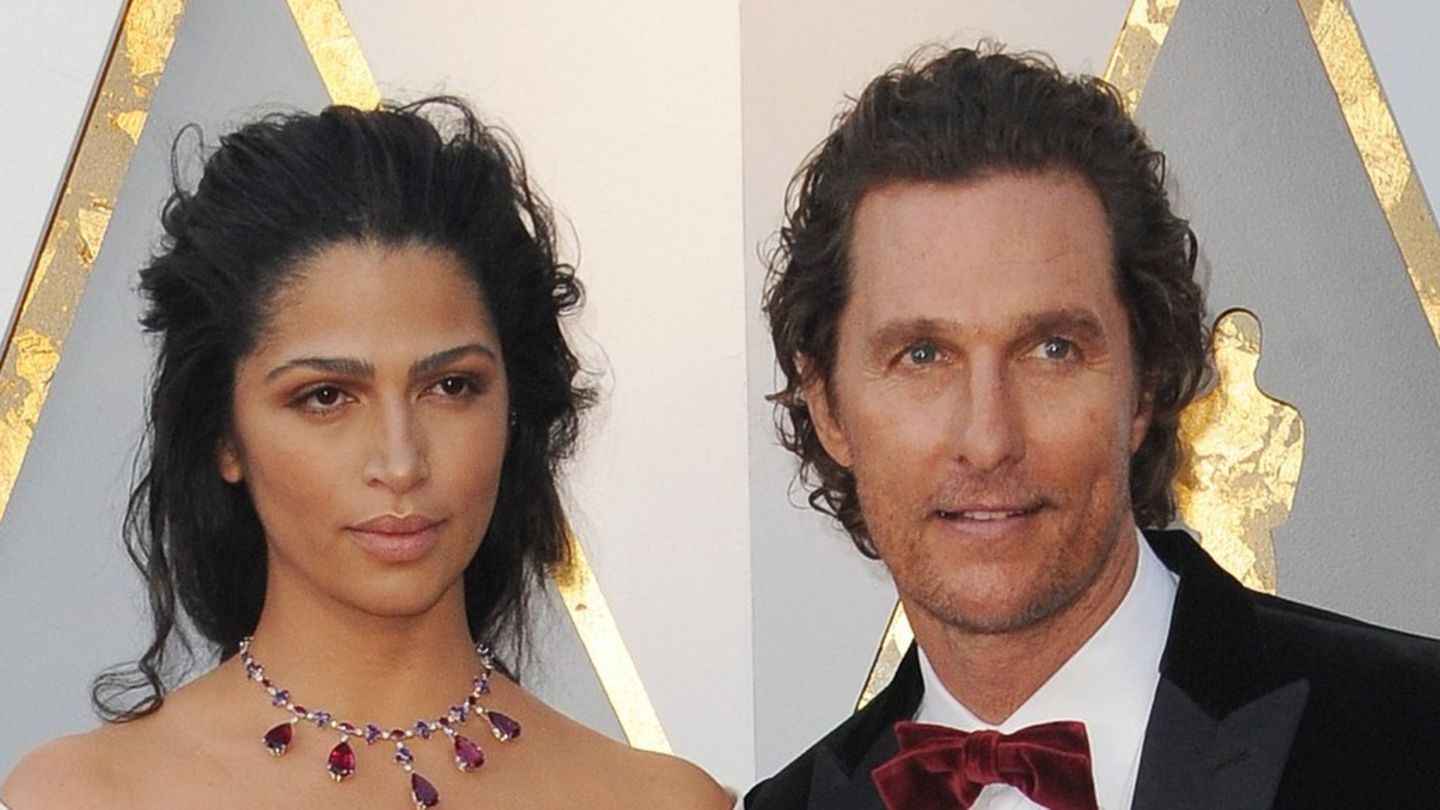 Matthew McConaughey: Im Cowboy-Look zum zwölften Hochzeitstag