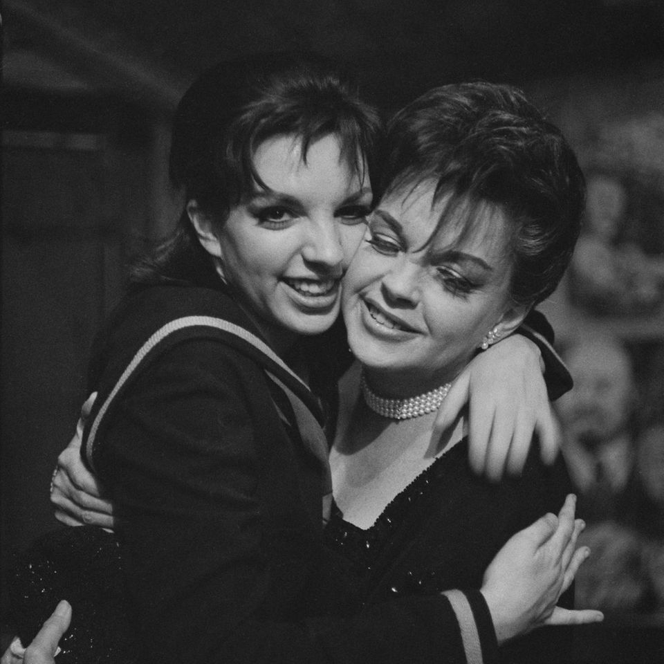 Liza Minnelli und Judy Garland (†)
