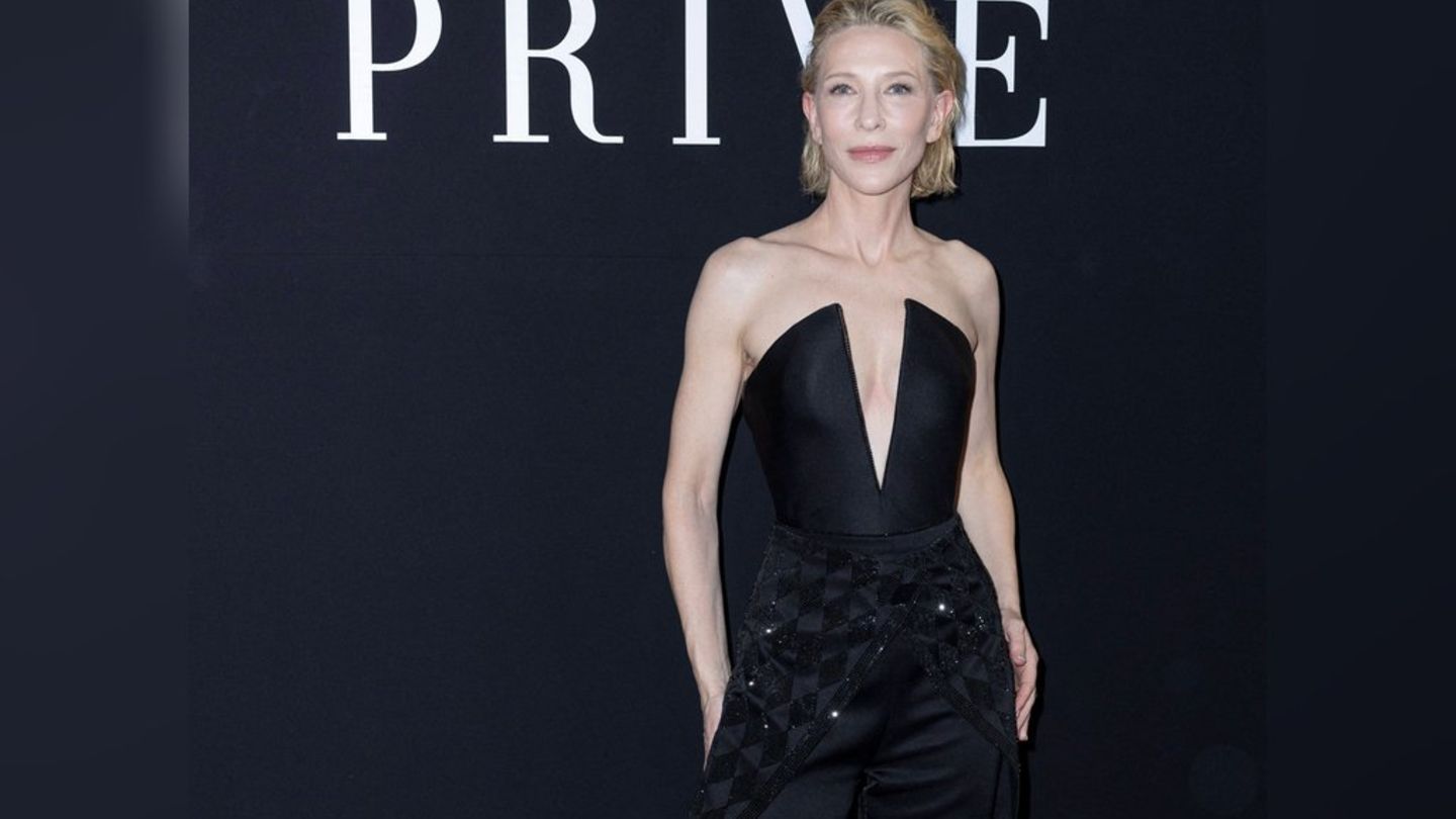 Cate Blanchett: Sie lässt im Edel-Jumpsuit tief blicken