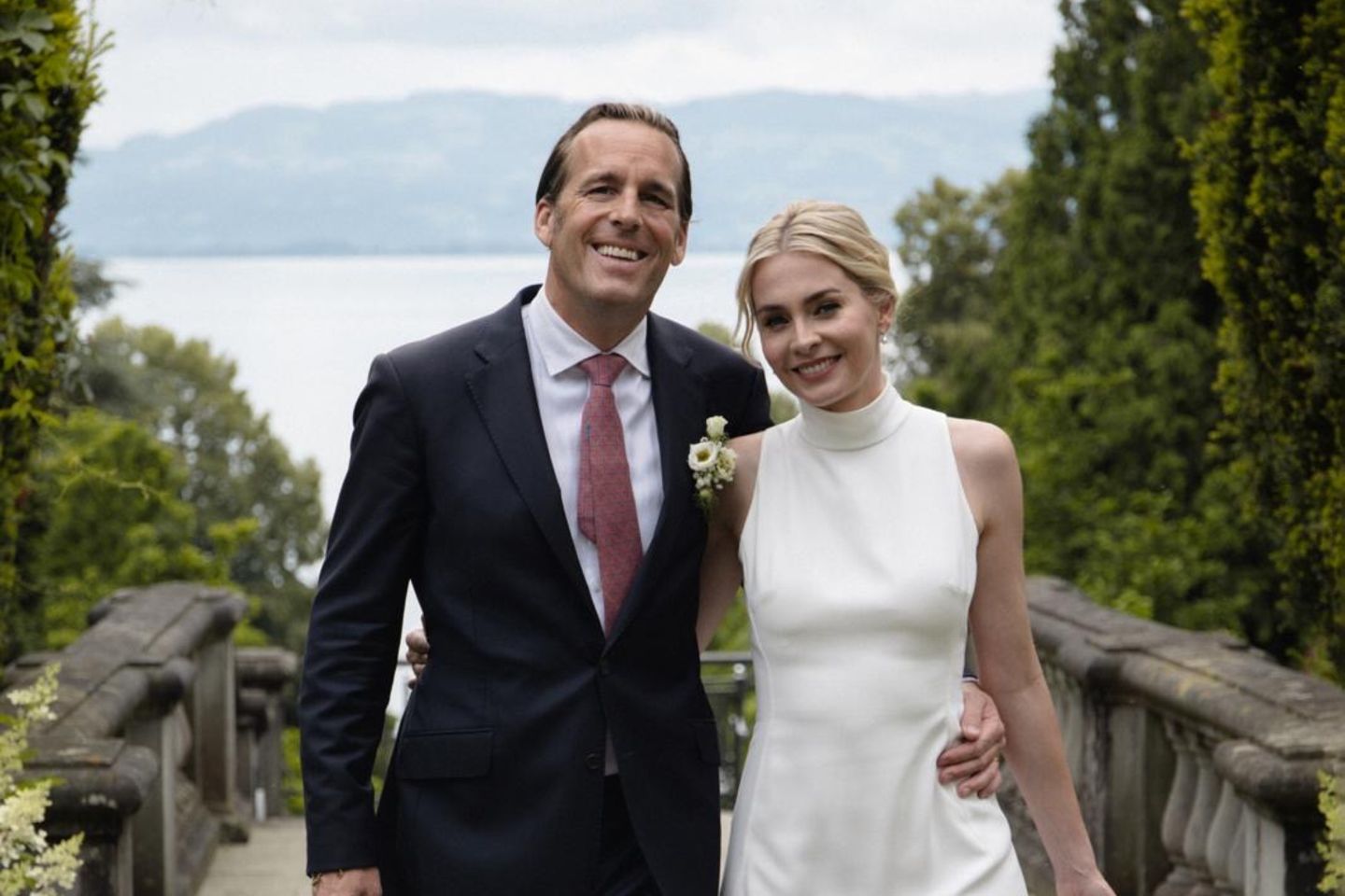 Julia Meise Hochzeit Am Bodensee Der Werbe Zwilling Hat Geheiratet julia-meise-hochzeit-am-bodensee-der-werbe-zwilling-hat-geheiratet