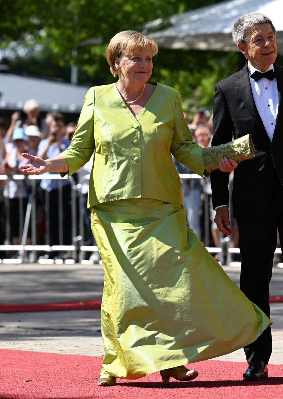 Angela Merkel Lederhosen