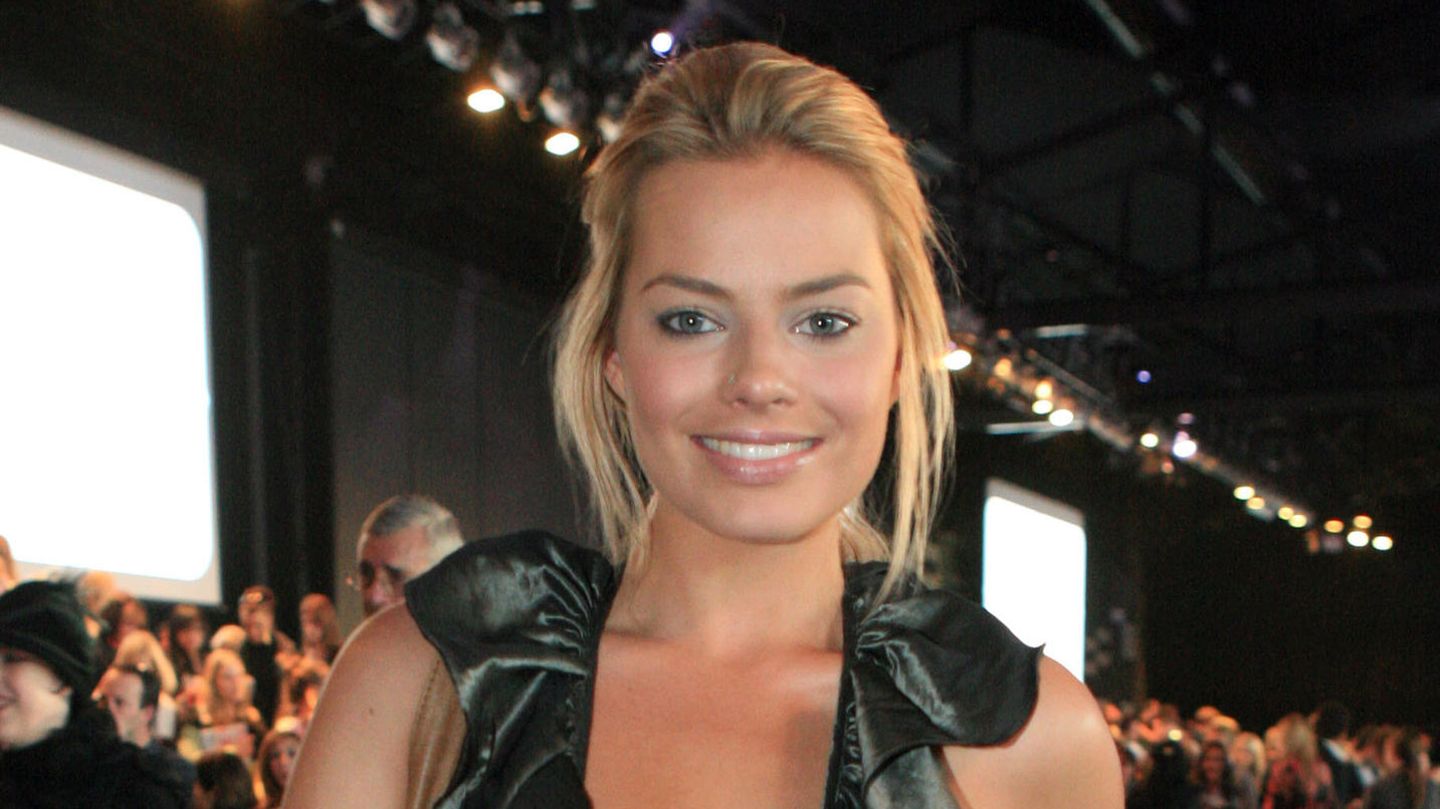 Vom-Aussie-Girl-zur-Super-Barbie-Ihr-Beautywandel-h-lt-eine-optische-berraschung-bereit