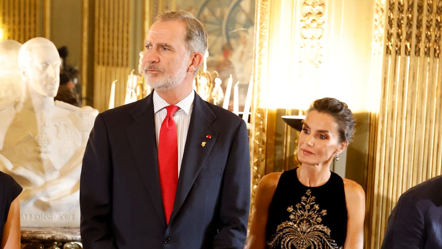 Königin Letizia: Für diesen Look hat sie die Goldmedaille verdient