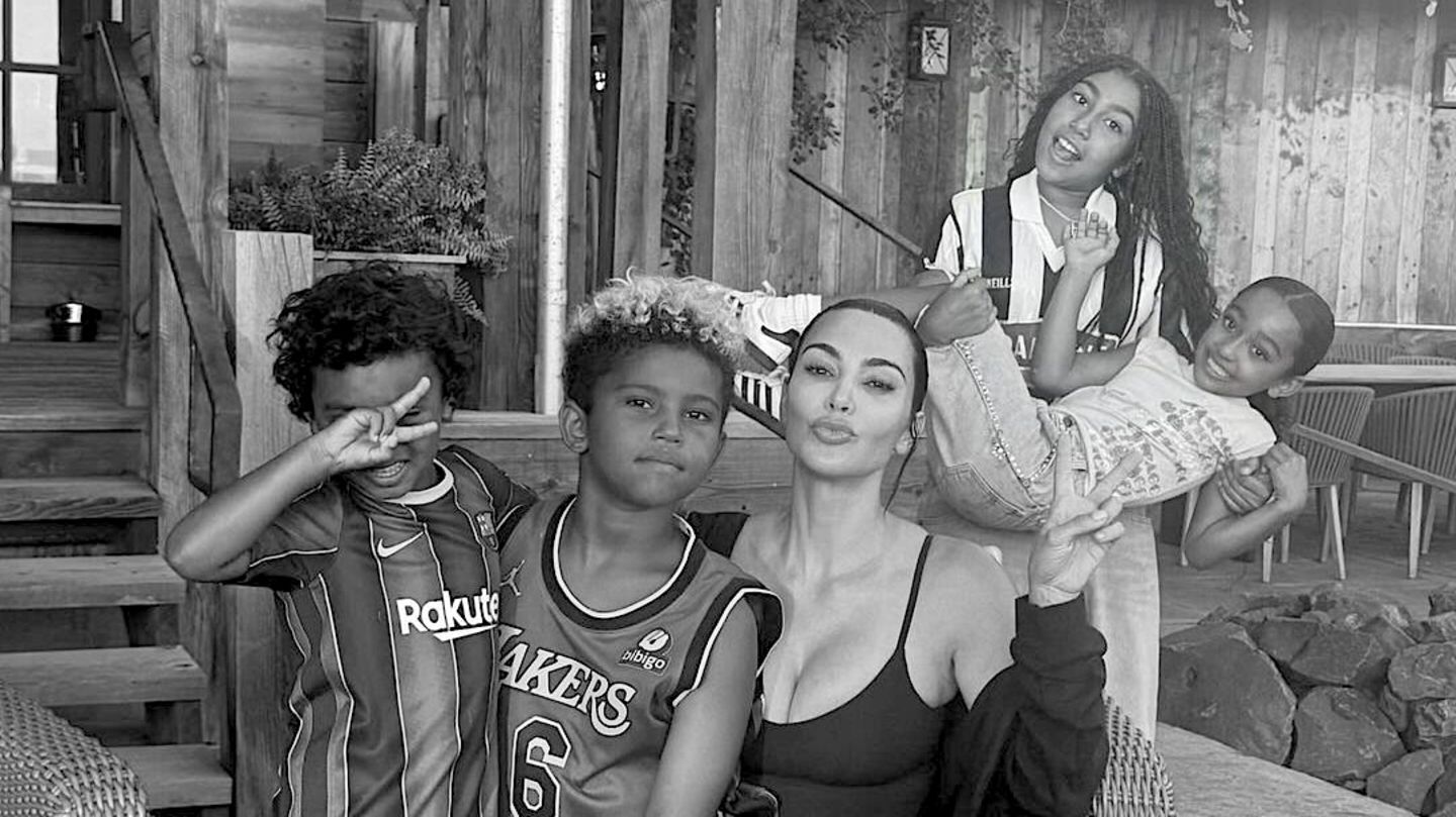 Der Kardashian-Jenner-Clan: Kim Kardashian genießt den Urlaub mit ihren vier Kids