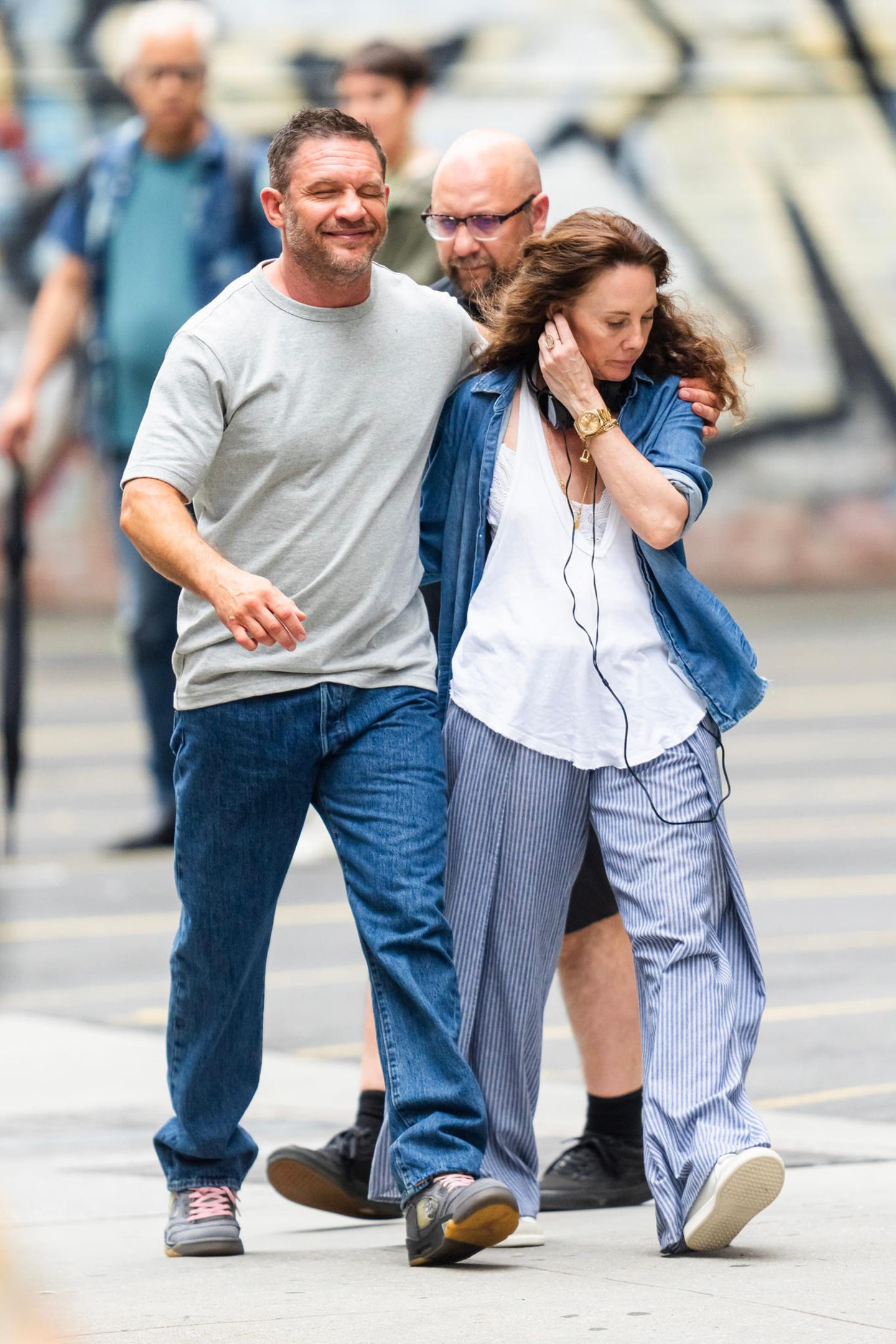 Tom Hardy Freundin 2024 𝚂𝚑𝚊𝚔𝚒𝚛𝚊𝙵𝚊𝚗𝚜