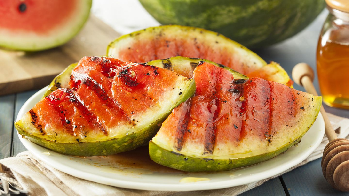 Sommer-Grillrezept: BBQ-Trend: So gelingt die perfekte gegrillte Wassermelone