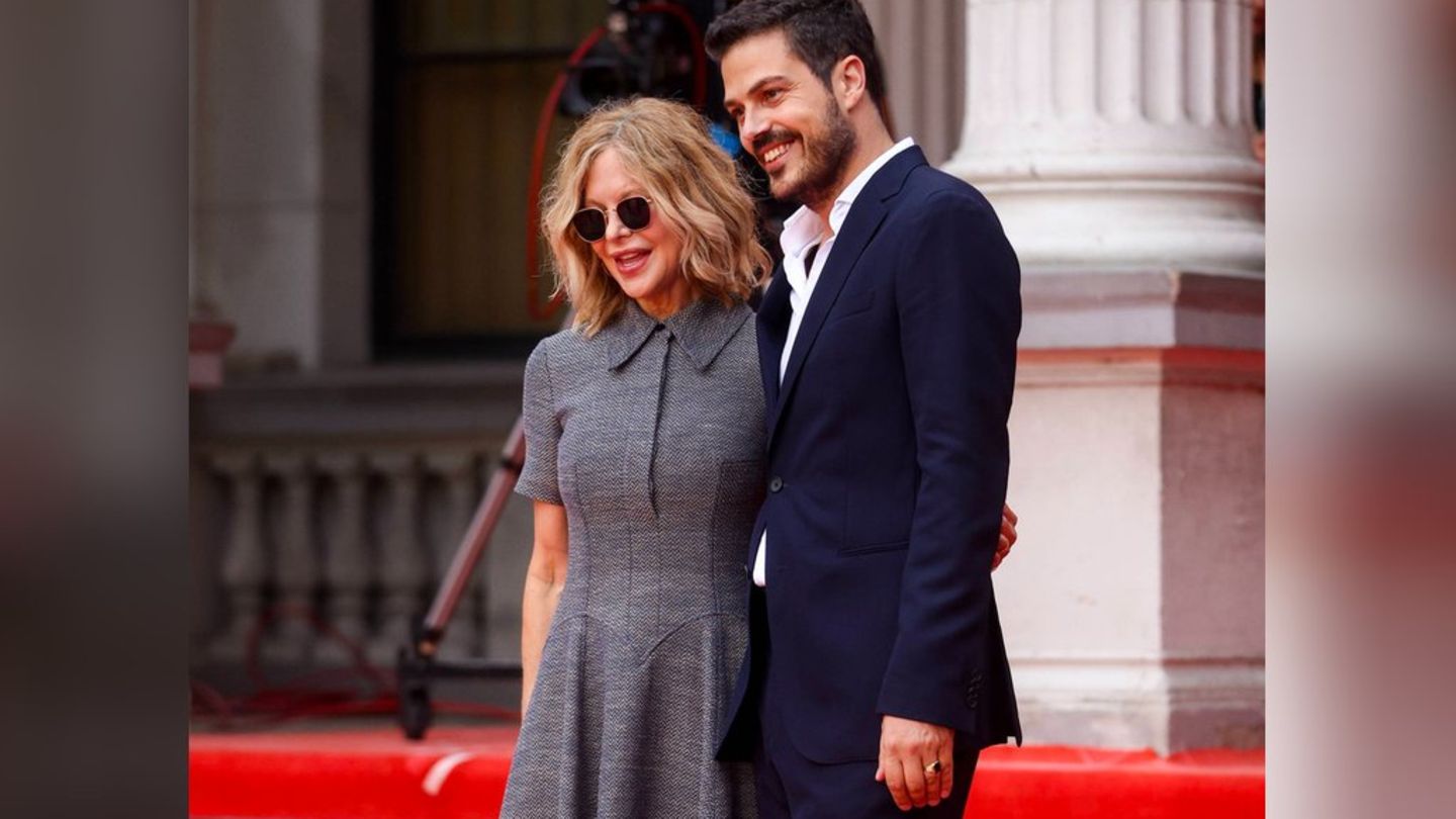 Meg Ryan: Bei diesem Schuh-Trend ist sie dabei