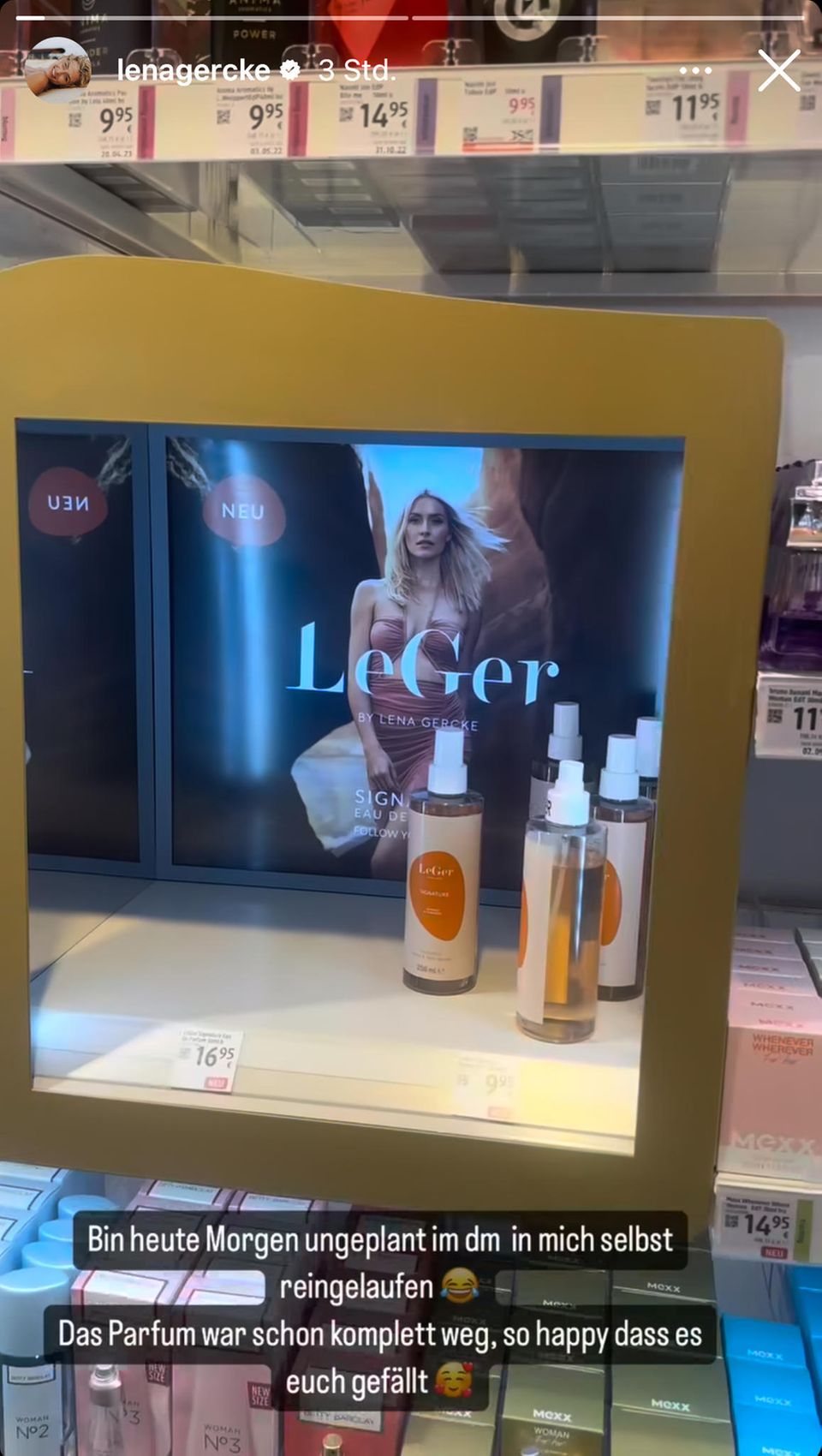 Lena Gercke played herself in a Drogerie