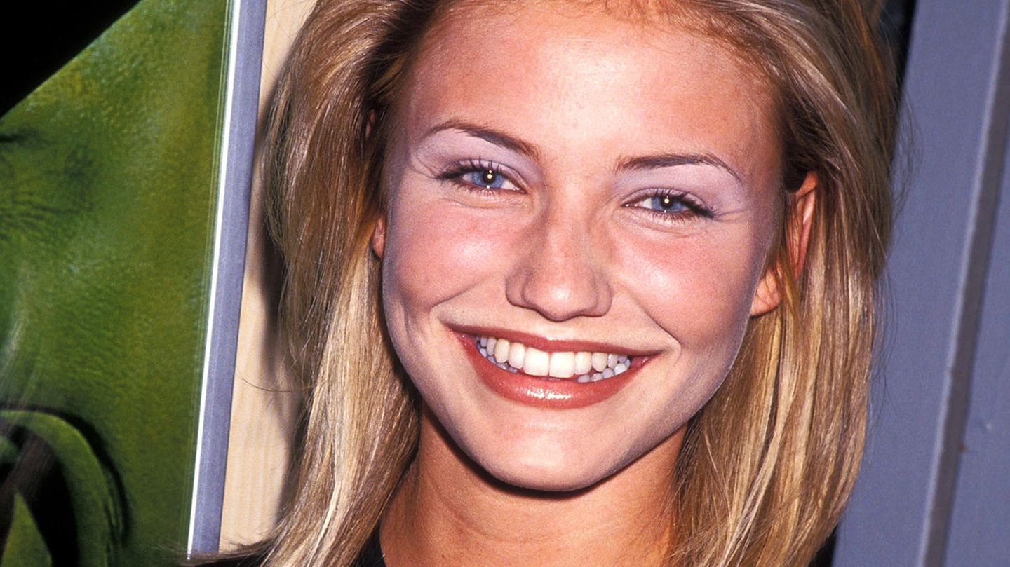 Von-Maske-Mary-Co-zur-Mama-So-hat-sich-Cameron-Diaz-in-den-letzten-30-Jahren-ver-ndert