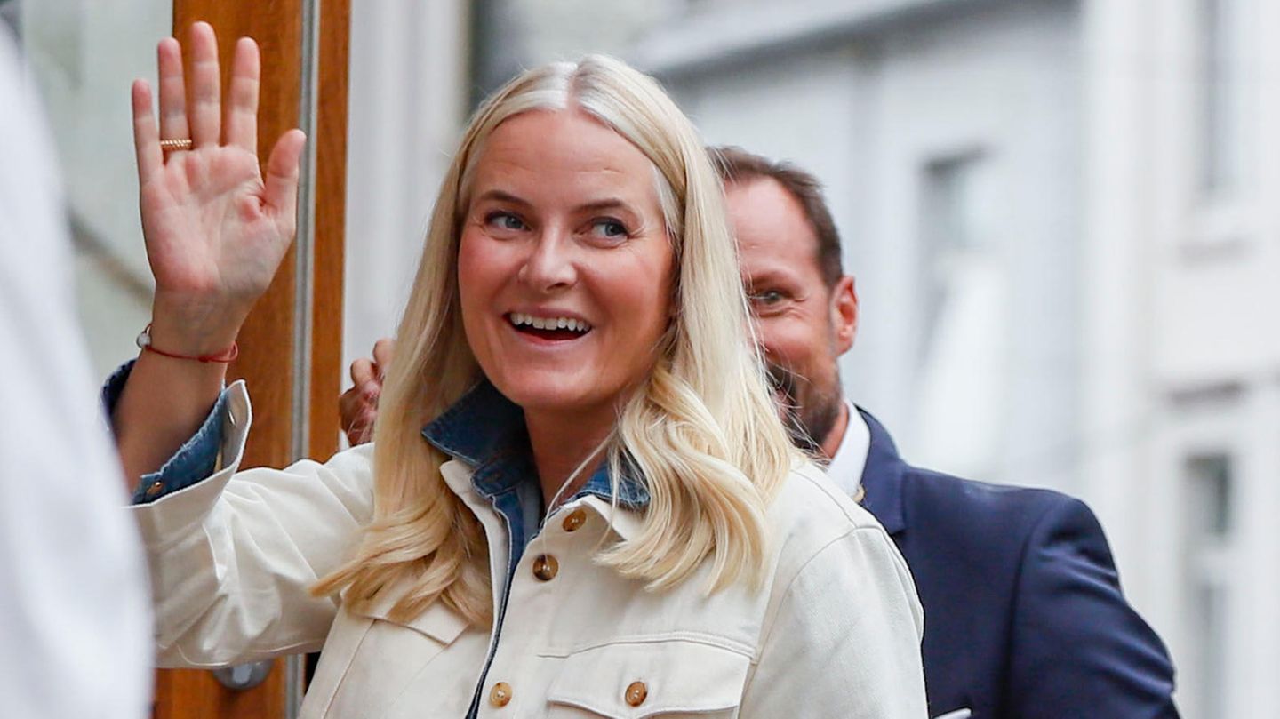 Prinzessin Märtha Louise + Durek Verrett: Rechtzeitig zur Pre-Wedding-Party erreichen sie Ålesund