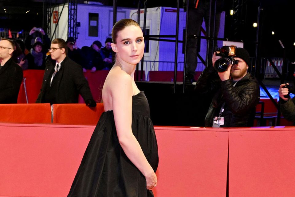 Joaquin Phoenix + Rooney Mara Erstes Foto! Sie sind Eltern geworden