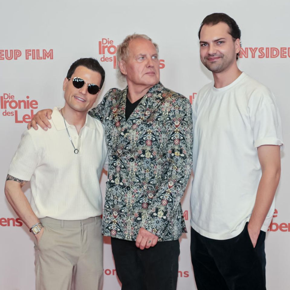 Rocco Stark, Uwe Ochsenknecht und Jimi Blue Ochsenknecht am 3. September 2024 bei der Filmpremiere von "Die Ironie des Lebens" in München