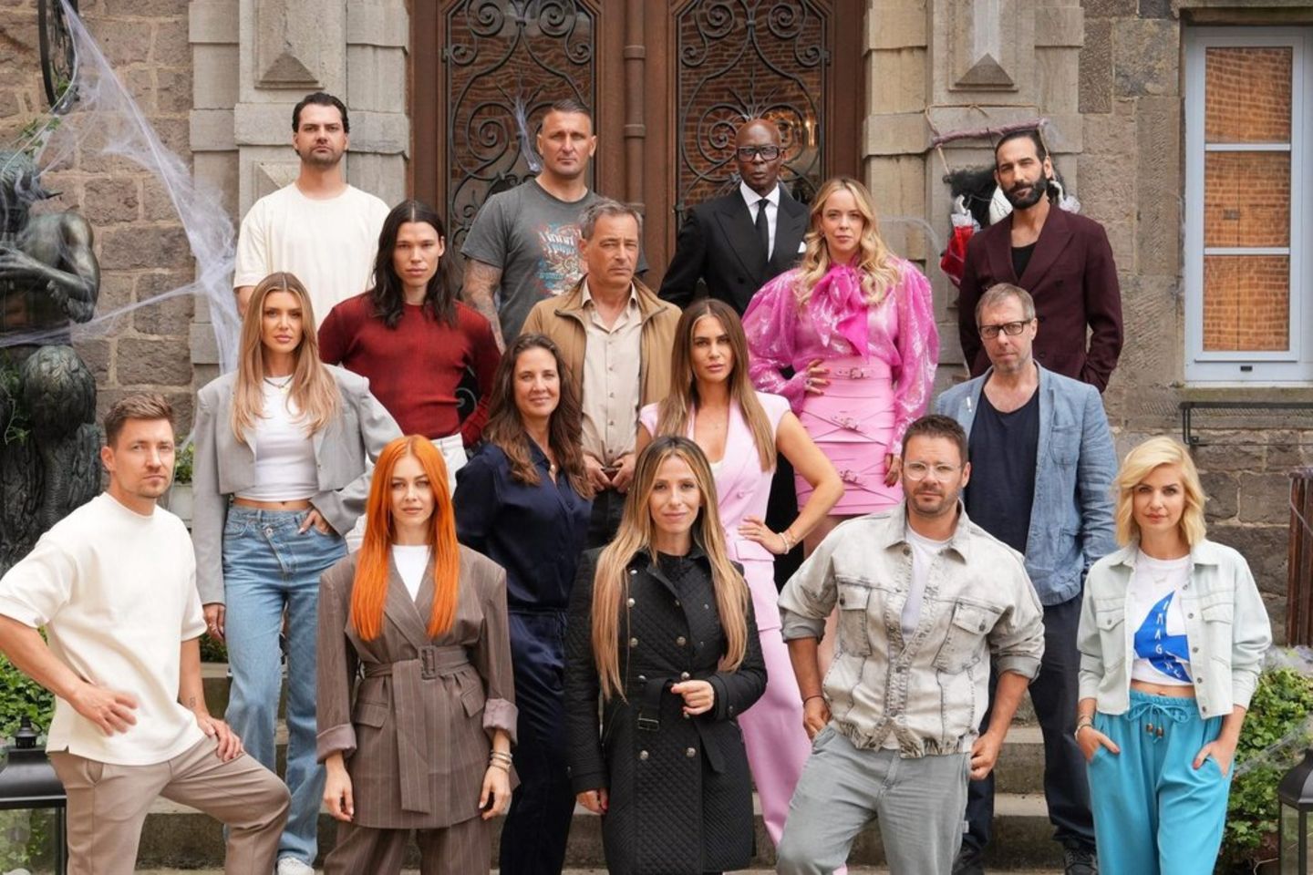 Zweite Staffel "Die Verräter" wird komplett Diese sieben Promis sind auch dabei GALA.de
