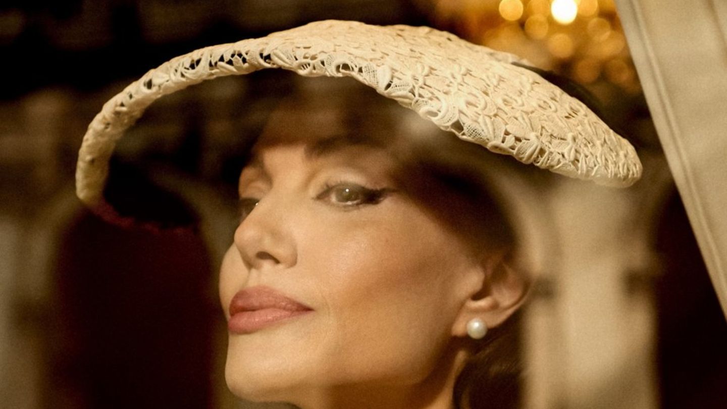 Angelina Jolie wird zu "Maria": Erster Teaser zu Biopic über Maria Callas