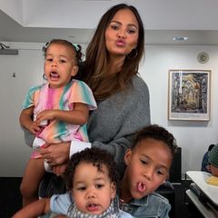 Familie: Chrissy Teigen und Kids