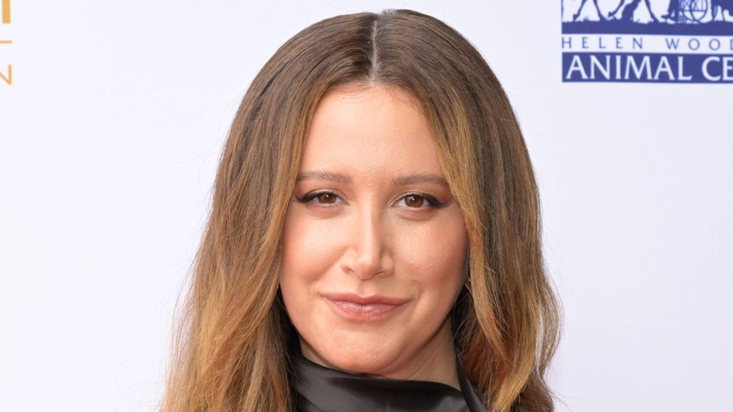 Ashley Tisdale: Schauspielerin teilt erste Babyfotos