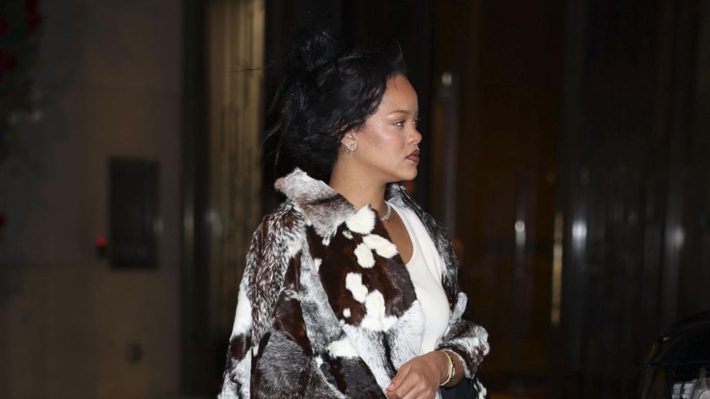 Fashion-Looks: Rihanna macht mit ihrem Look eines deutlich: Leo-Muster war gestern