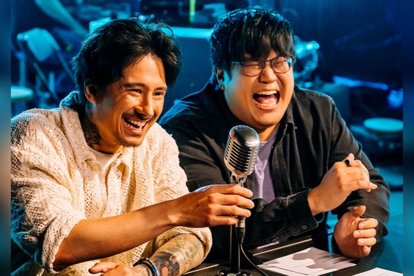 Julien Bam and Joon Kim are the Gesichter of the new Prime-Video-Show "The exit".