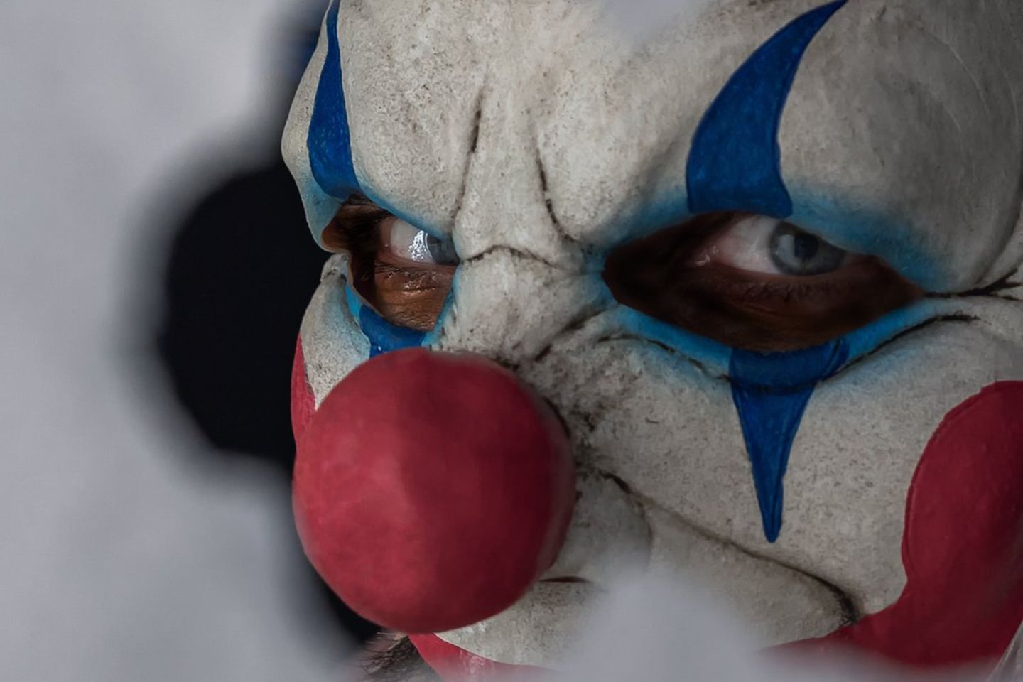 Pennywise in the Movie "Spouse" Let's take a look for Halloween