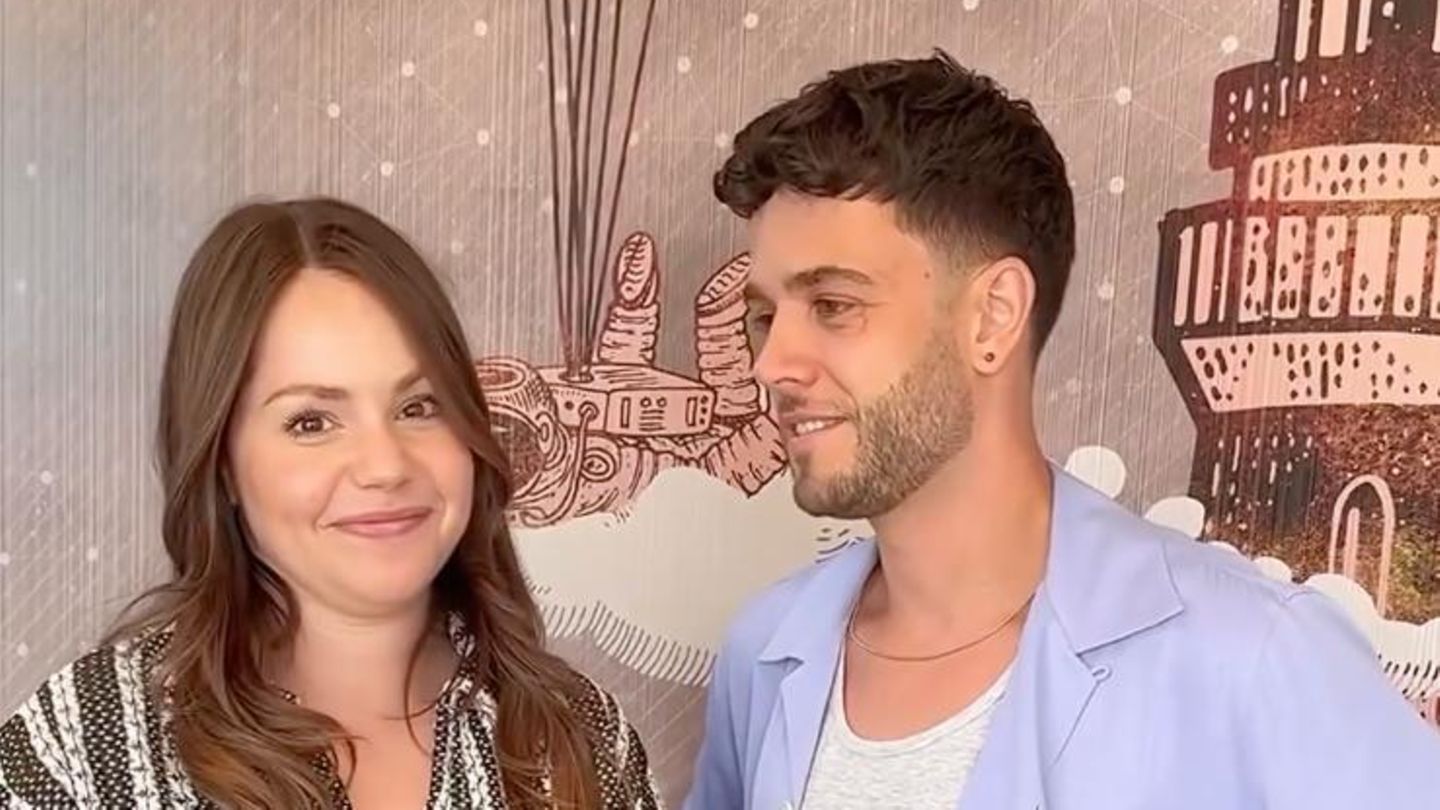 Christina Hänni: "Let's Dance"-Star und Ehemann Luca sind "fix und fertig" – aus diesem Grund