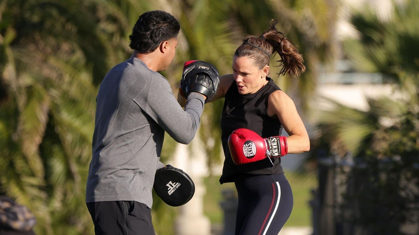 Stars beim Sport: Für diese Rolle trainiert Jennifer Garner besonders hart