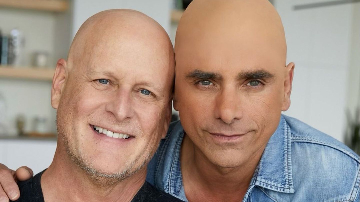 John Stamos: Für krebskranken Dave Coulier zeigt er sich mit Glatze