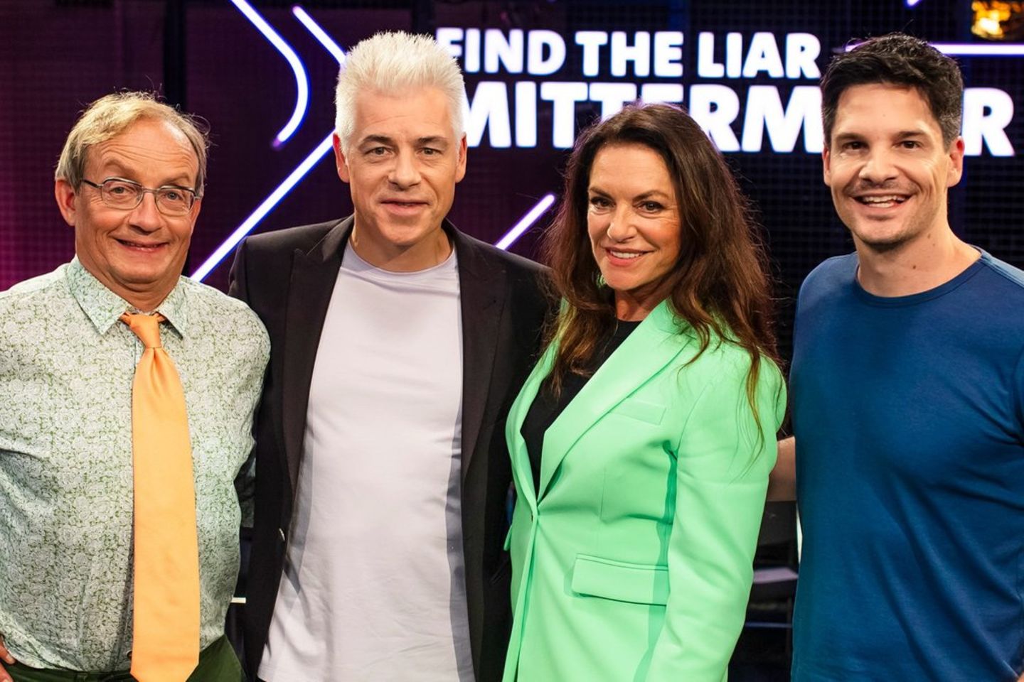 Sending a new Rateshow "Find the liar, Mittermeier" mit (vl) Wigald Boning, Gastgeber Michael Mittermeier, Christ