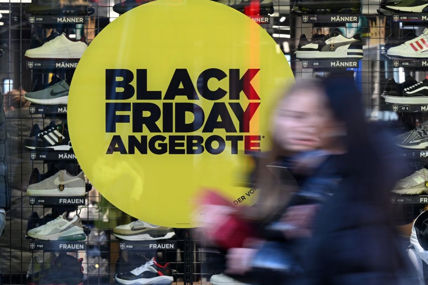 Black Friday is a much bigger and bigger Angebote product.