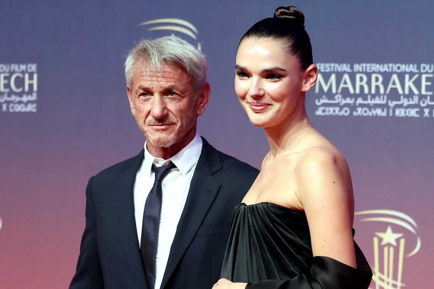 Sean Penn Mit neuer Freundin auf dem roten Teppich GALA.de