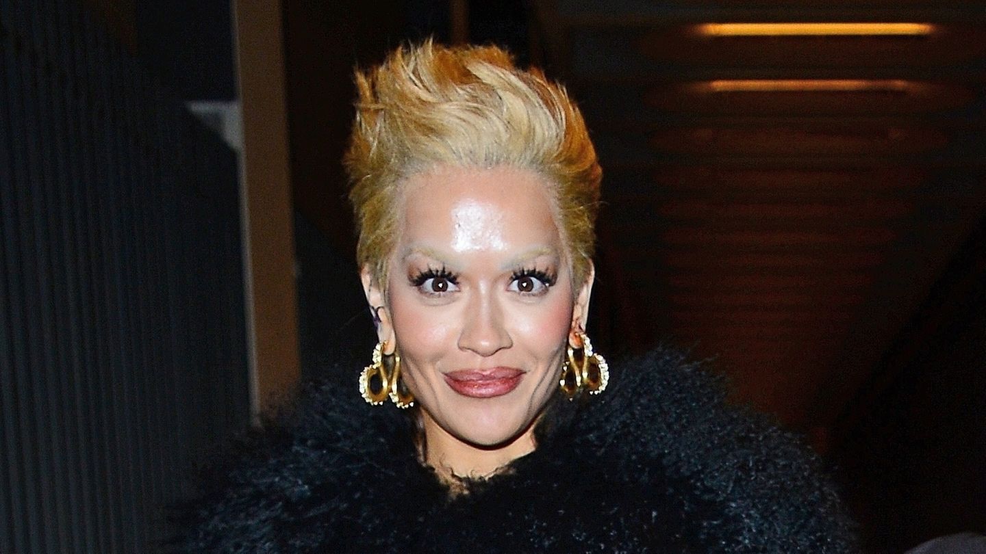 Star-Augenbrauen-Rita-Ora-schockt-mit-ihrem-neuen-Look