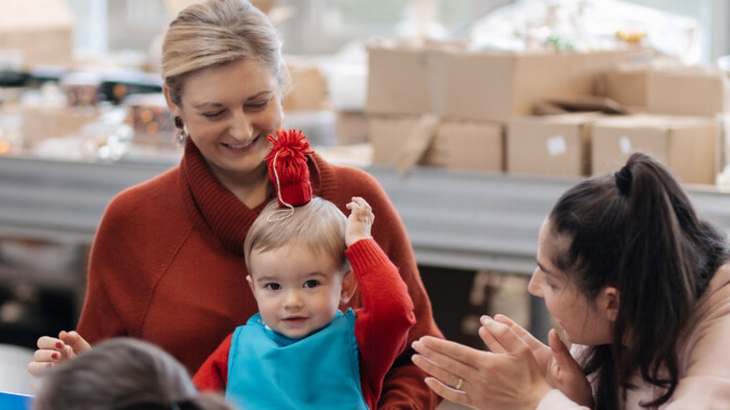 Henri + Maria Teresa von Luxemburg: Baby François ist der wohl süßeste Weihnachtswichtel